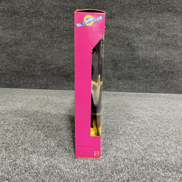 Vintage 1995 Barbie Police Officer Doll Limited Edition‎ Mattel 10688 NIB in Box - Picture 5 of 12